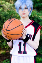 Cosplay-Cover: Kuroko Tetsuya [Seirin Trikot]