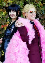 Cosplay-Cover: Donquixote Doflamingo (Red Suit)