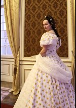 Cosplay-Cover: Elisabeth - Winterhalter Sternenkleid