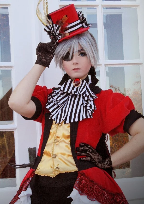 Cosplay-Cover: Ciel Phantomhive (Queen of Hearts)