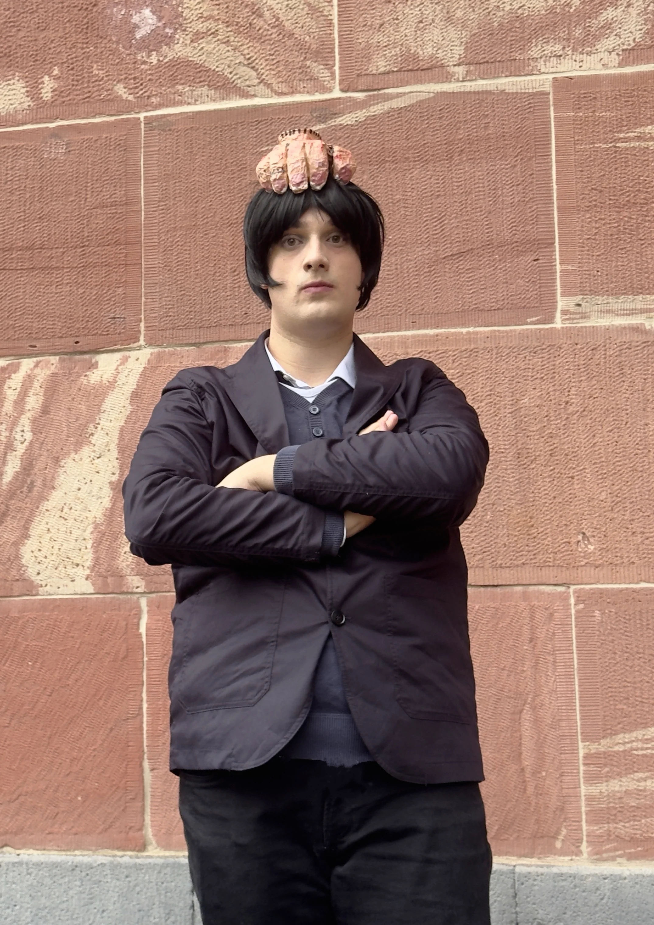 Cosplay-Cover: Wednesday (male version)