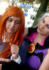 Cosplay-Cover: Charmcaster / Fluchwerferin (Ben10 Ultimate Alien)