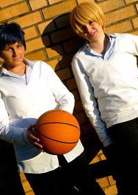 Cosplay-Cover: Kise Ryouta - Teikou Schuluniform