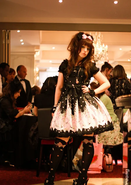 Cosplay-Cover: Noir Ribbon Rose Princess
