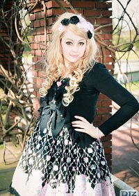 Cosplay-Cover: Angelic Pretty - Memorial Cake Jsk in black