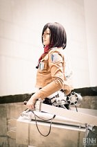 Cosplay-Cover: Mikasa Ackerman (Uniform Version)