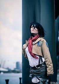 Cosplay-Cover: Mikasa Ackermann