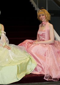 Cosplay-Cover: Sue [Ballkleid Green]