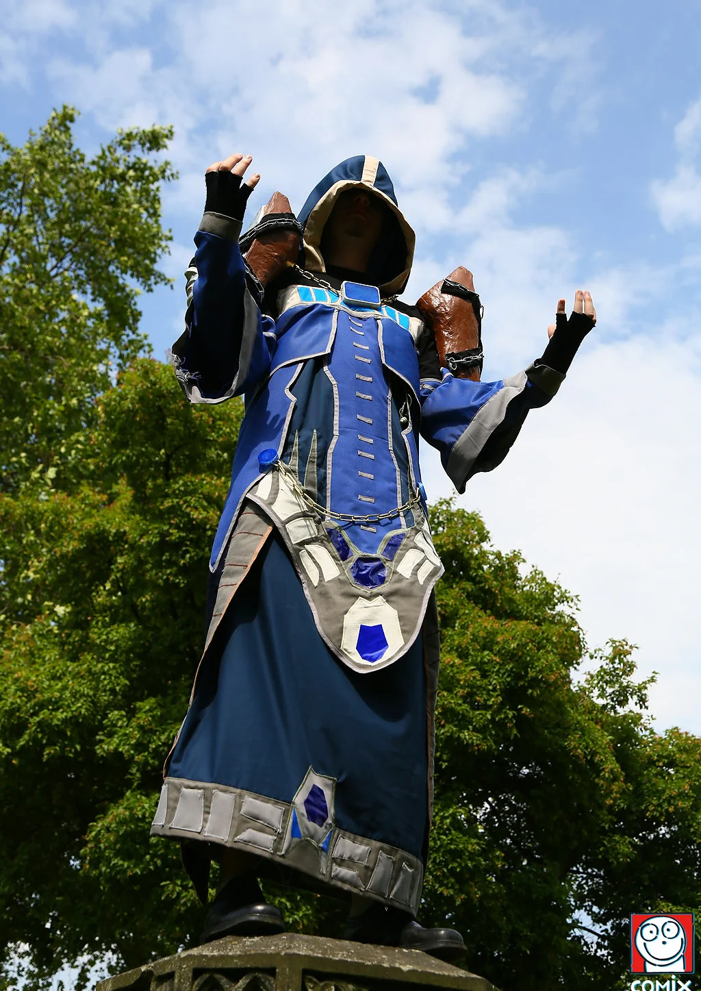 Cosplay-Cover: Priester T6