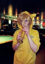 Cosplay-Cover: Naruto im pikachu outfit