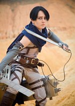 Cosplay-Cover: Levi (Wings of Counterattack - Game Version)