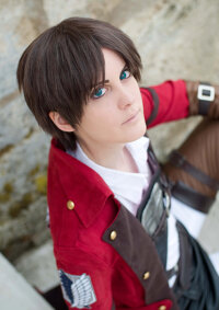 Cosplay-Cover: Eren Yeager (高速強襲機甲兵)