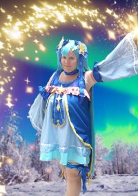 Cosplay-Cover: Miku Hatsune [Snow Miku 2017]