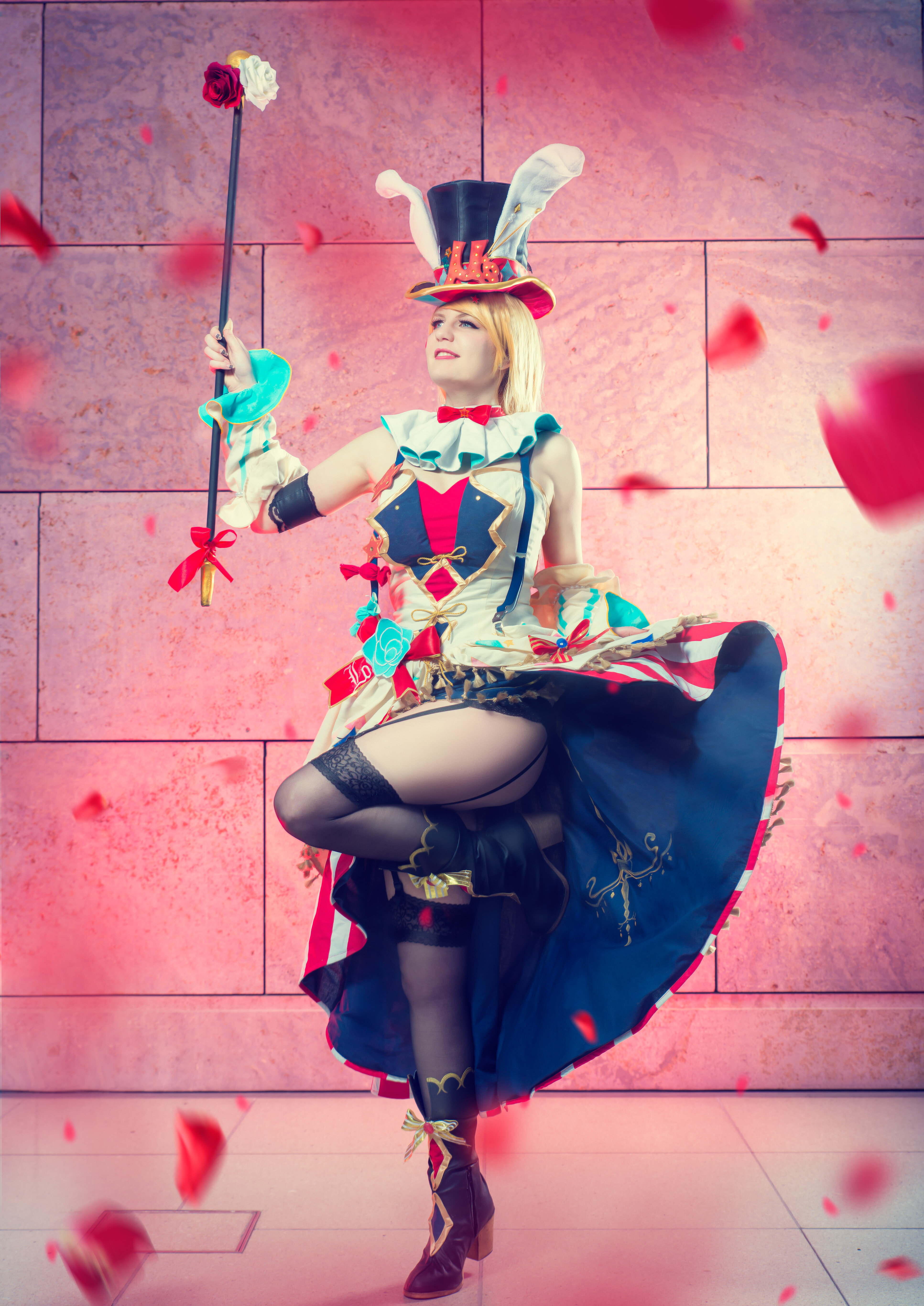 Cosplay-Cover: Eli Ayase (Circus Set)