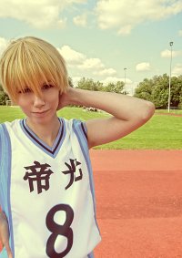 Cosplay-Cover: Kise Ryouta (Teiko)