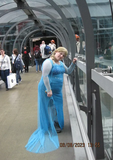 Cosplay-Cover: Elsa Die Eiskönigin