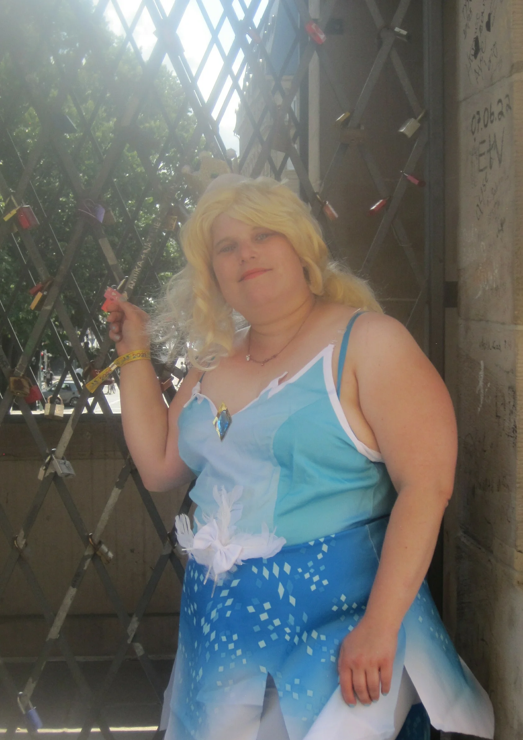 Cosplay-Cover: Eisköningin Peach