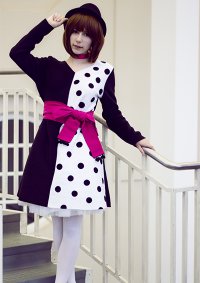 Cosplay-Cover: Yui Hirasawa • 平沢 唯 (Stripes 'n' Dots)