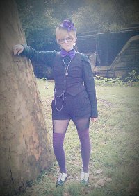 Cosplay-Cover: Boystyle with purple // 13th Doctor
