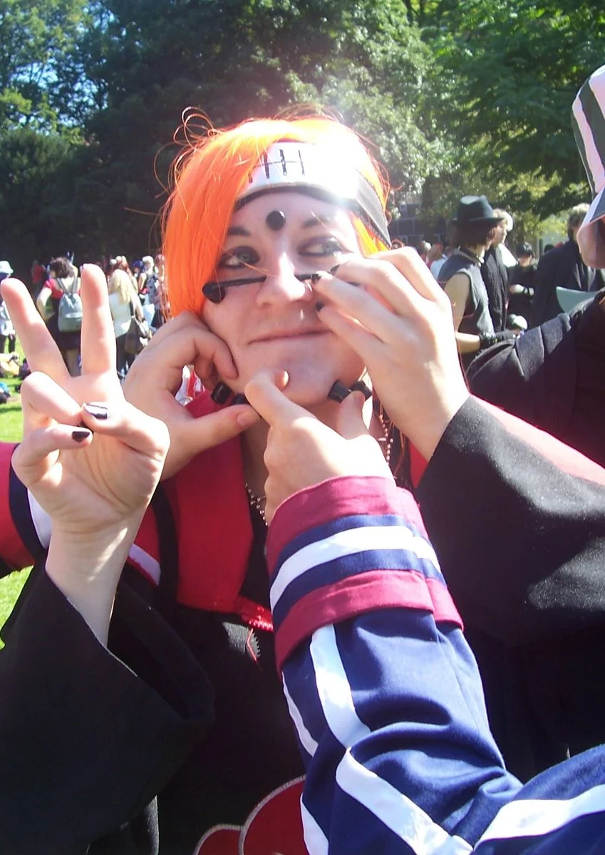 Cosplay-Cover: Zivil-Style 