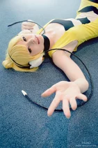 Cosplay-Cover: Kamilla / Elesa / Kamitsure