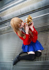 Cosplay-Cover: Taiga Aisaka (Schuluniform)