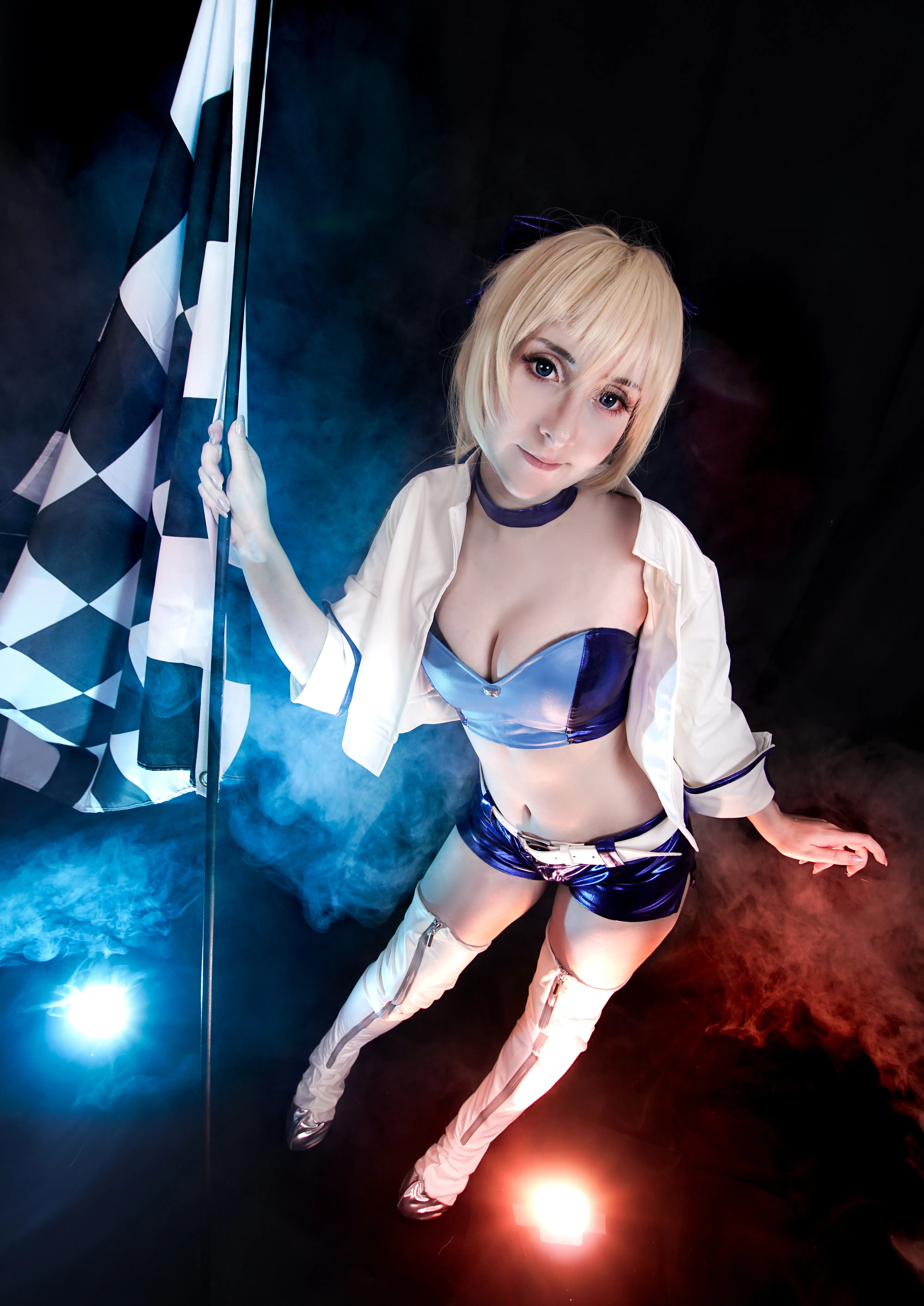 Cosplay-Cover: Saber [Type Moon Racing]