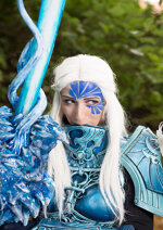 Cosplay-Cover: Norn Wächter Luminescence Armor