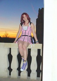 Cosplay-Cover: Kairi (pink dress)
