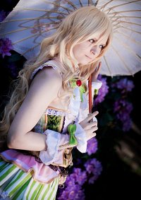 Cosplay-Cover: Anri Yoshiwara (childversion-Band 4)