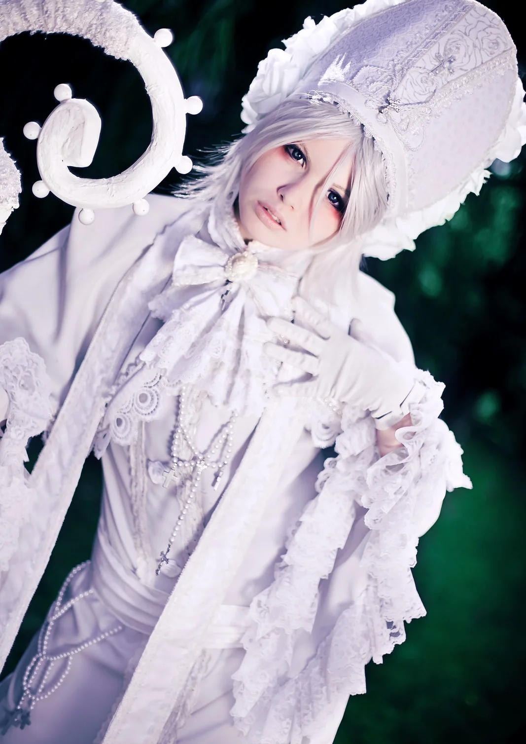 Cosplay-Cover: White Bishop [Chess]