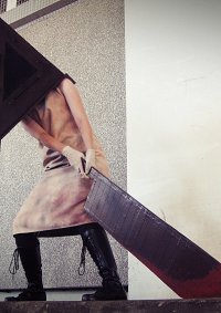 Cosplay-Cover: Pyramid Head