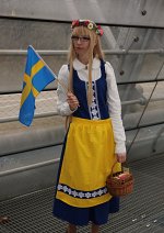 Cosplay-Cover: Frida Oxenstierna [Fem!Schweden] [[Midsummer]]