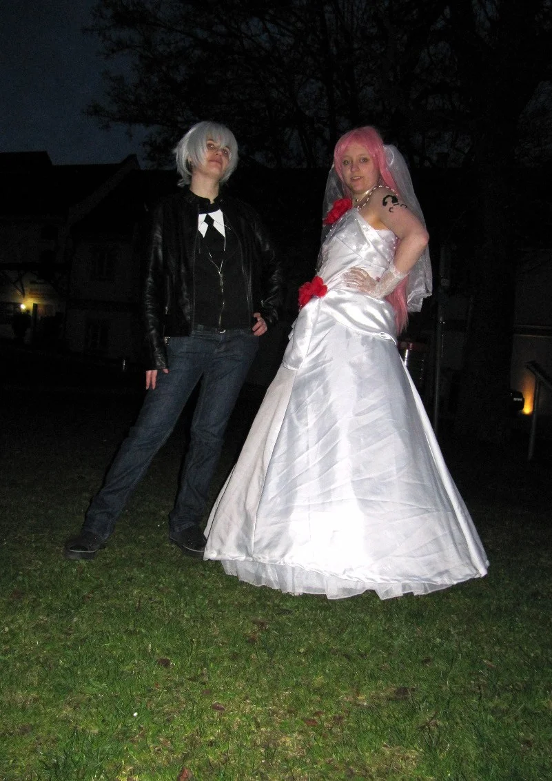 Cosplay-Cover: Superbia Squalo jung (zivil/Helfer)