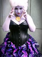 Cosplay-Cover: Ursula (Barbie Villain)