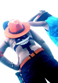 Cosplay-Cover: Monky D. Ruffy [Impel Down]