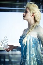 Cosplay-Cover: Elsa of Arendell [Ice gown]