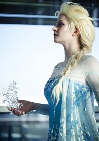 Cosplay-Cover: Elsa of Arendell [Ice gown]