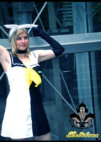 Cosplay-Cover: Rin Kagamine (Meltdown adult Version)