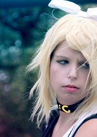 Cosplay-Cover: Rin Kagamine (Meltdown)