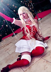 Cosplay-Cover: Sheryl Nome (christmas)