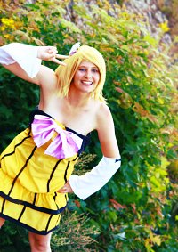 Cosplay-Cover: Rin Kagamine (Colorful Melody)