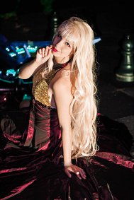Cosplay-Cover: Sheryl Nome (red Diamond Crevasse)