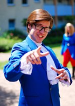 Cosplay-Cover: Austin Powers (blauer Anzug)