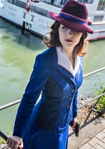 Cosplay-Cover: Peggy Carter [Blue Suit]