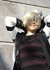 Cosplay-Cover: Belphegor (TYL! Varia Uniform)