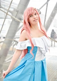 Cosplay-Cover: Lacus Clyne [Fields of Hope]