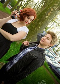 Cosplay-Cover: Hawkeye [Age Of Ultron Jam Session]