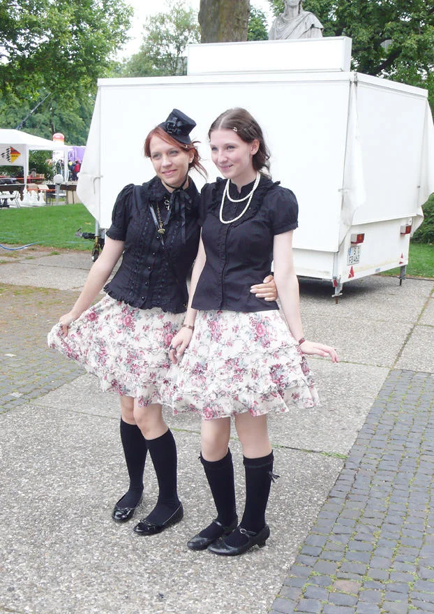 Cosplay-Cover: Twin Loli v1.0