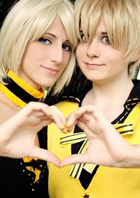 Cosplay-Cover: Kagamine Len [Sternchen Version xD?!]